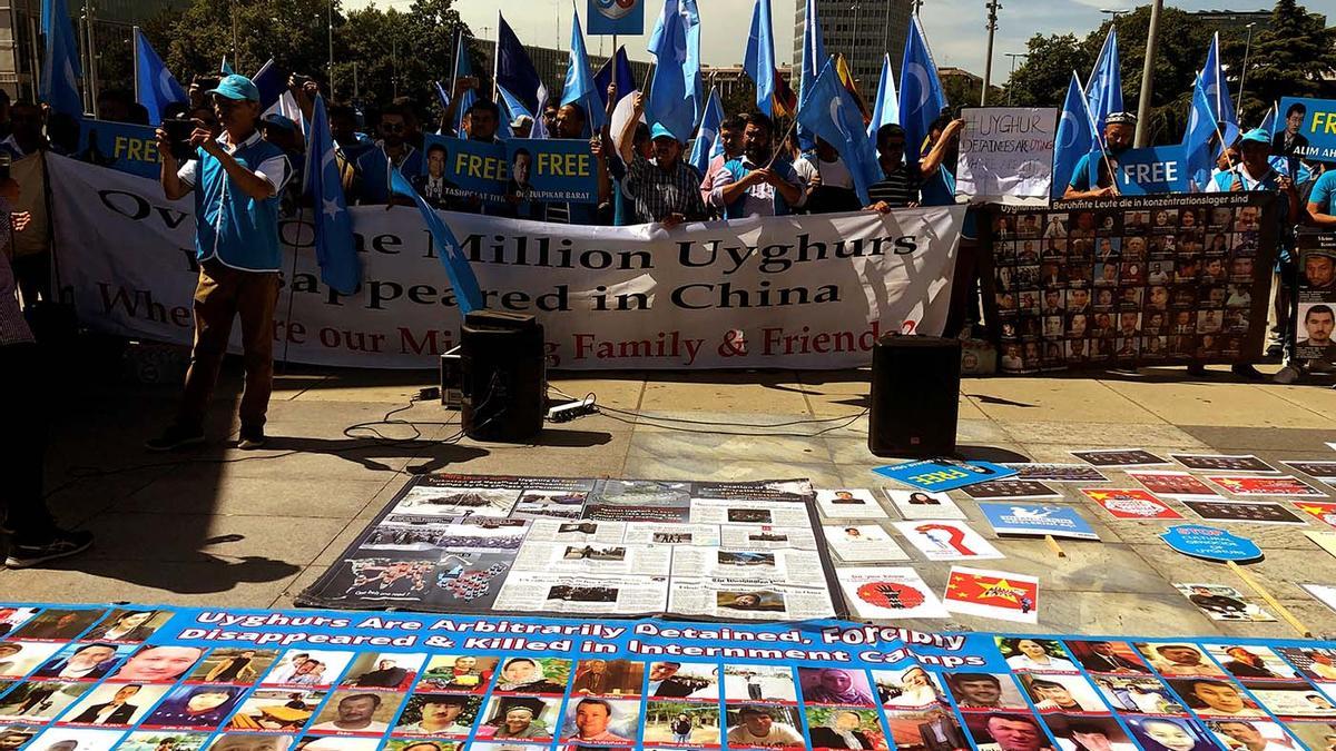 Protesta de chinos uigures en Ginebra