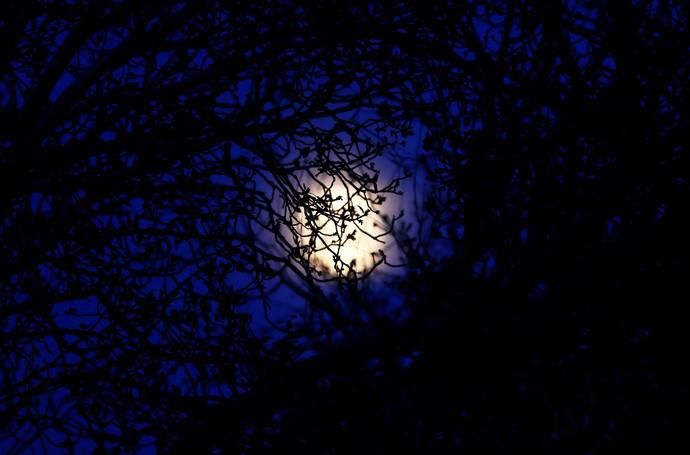 Superluna sobre Benidorm (Alicante)