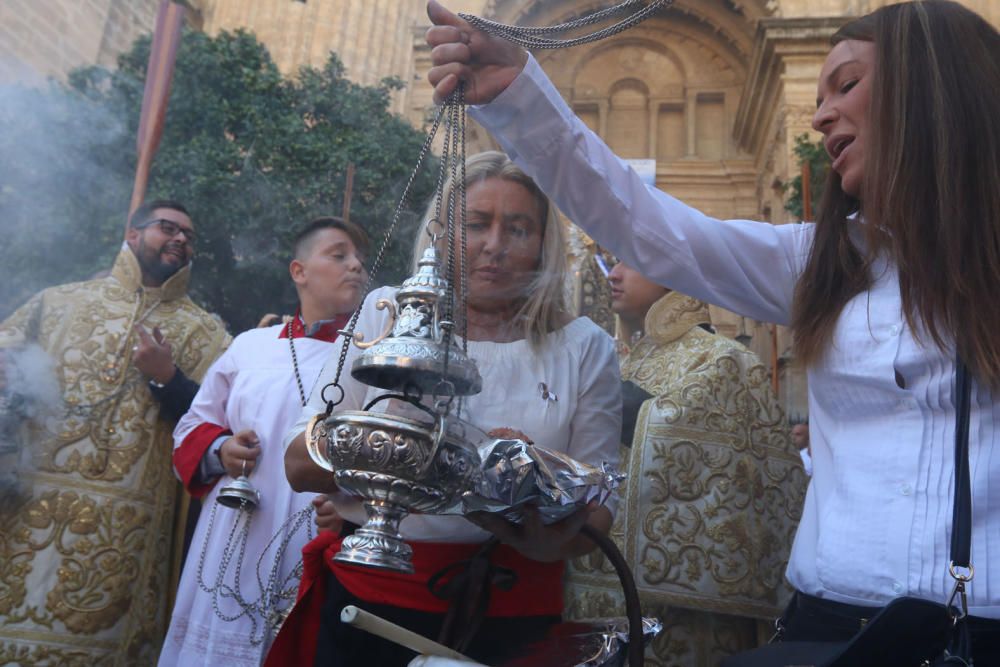 La Virgen del Carmen de Pedregalejo preside el Rosario de las Glorias