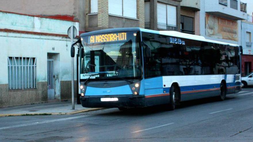 El bus de Almassora y Burriana a la UJI transporta a 3.800 viajeros el primer mes
