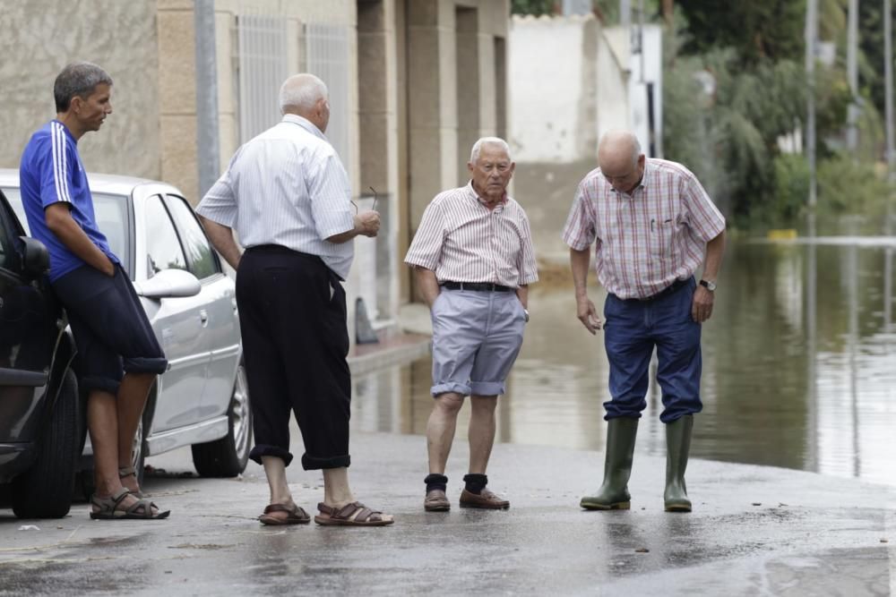 Mas de 400 vecinos de El Raal siguen aislados en sus casas