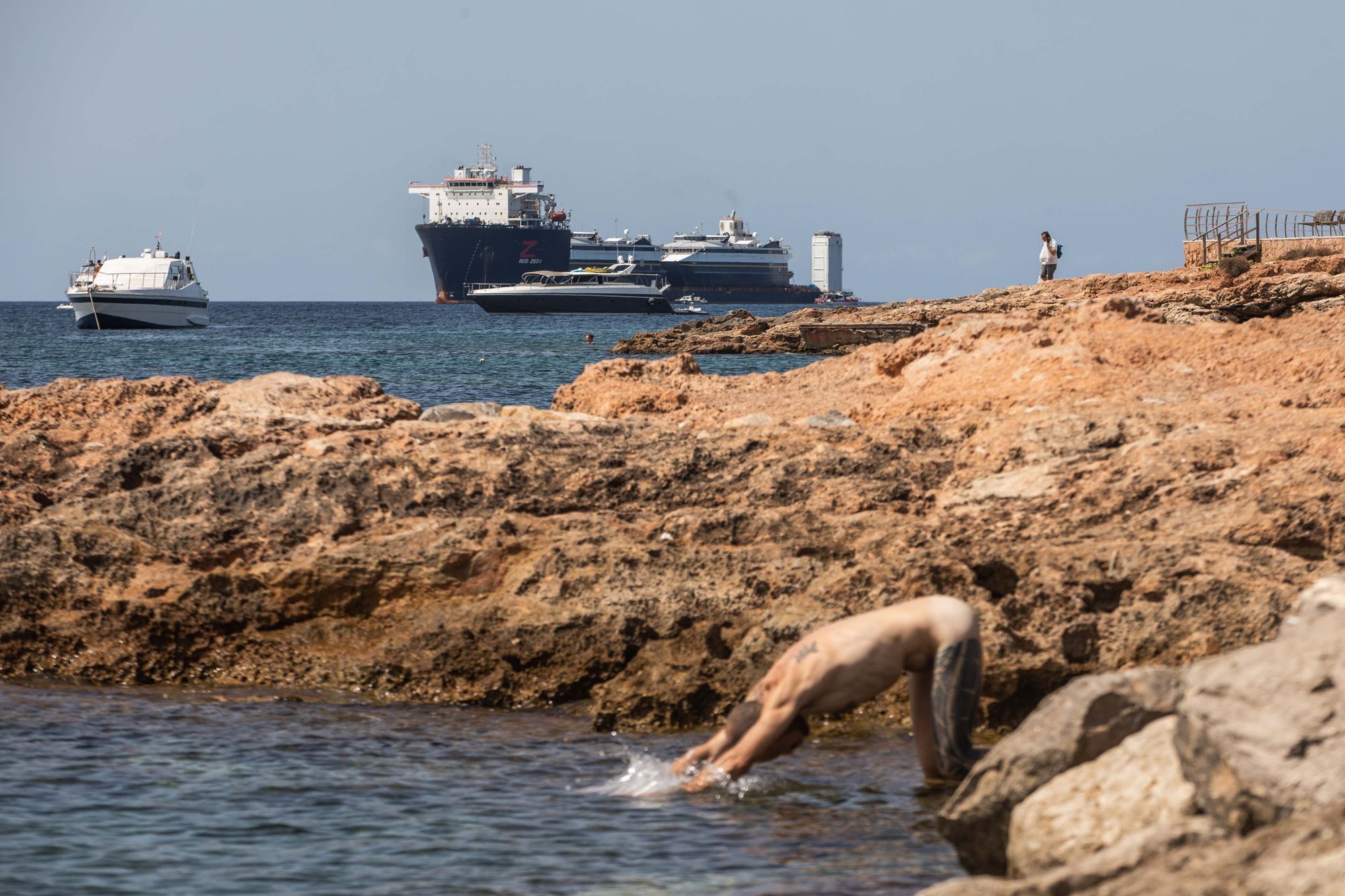 Los ferris adquiridos en Alaska llegan a Ibiza