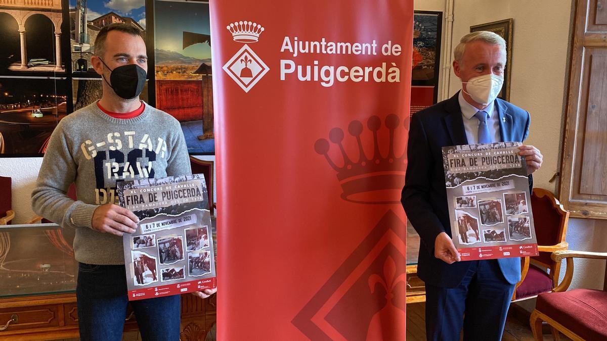 L&#039;alcalde de Puigcerdà, Albert Piñeira, i el regidor de la fira de l&#039;Ajuntament de Puigcerdà, Pere Tor, presentant la Fira de Puigcerdà i el 40è Concurs de Cavalls