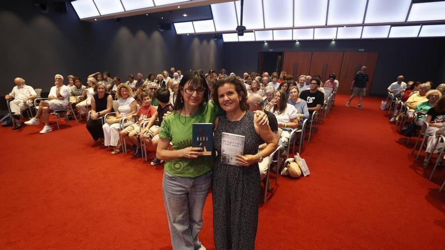 «La poesía nos salva y nos abraza», aseguran las escritoras Mónica Rodríguez y Silvia Ribelles, que estrenan libros sobre la Guerra Civil