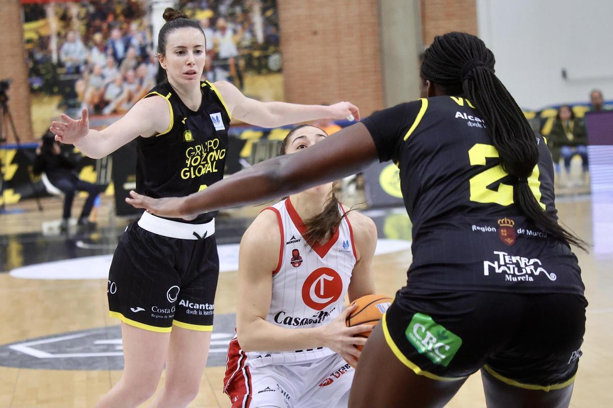 Imágenes del Jairis-Casademont Zaragoza