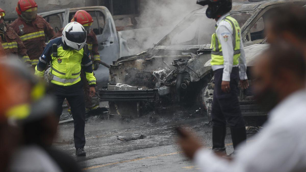 Quatre periodistes ferits i dos detinguts en les protestes al Congrés de Guatemala