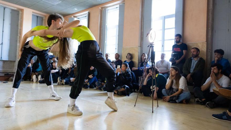 Actuación de danza durante una Residencia de la pasada edición.