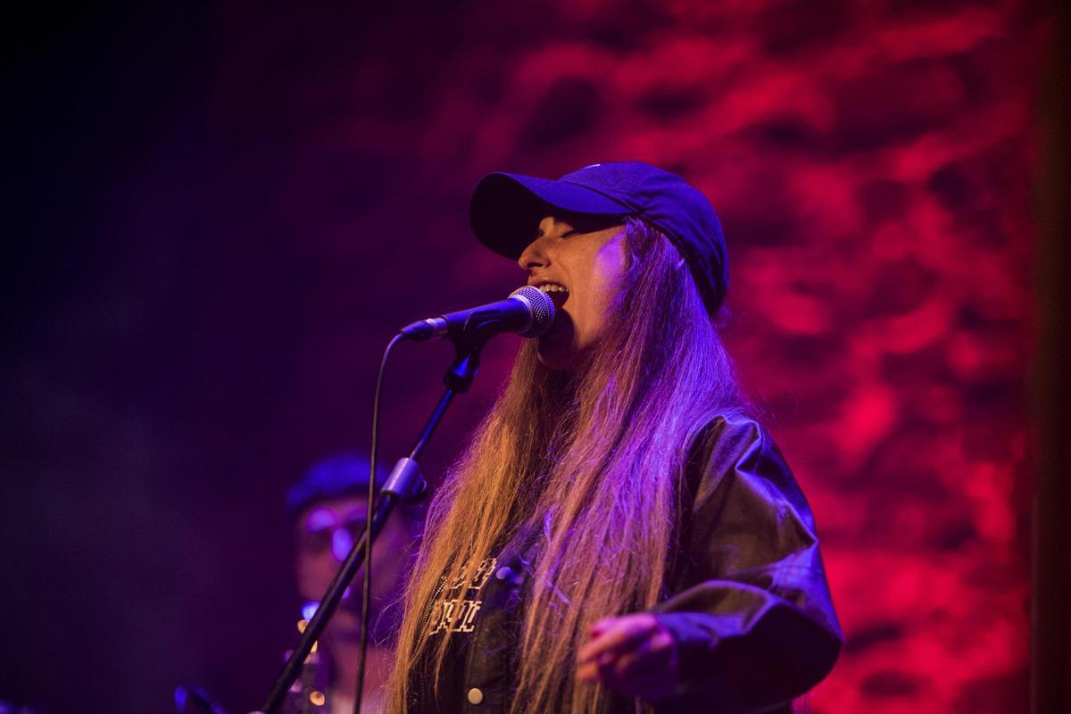 Galería | Robe triunfa en Cáceres en la fiesta de la música extremeña