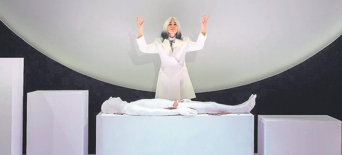 La actriz Celia Freijeiro protagoniza la obra Marcela (Una canción de Cervantes).