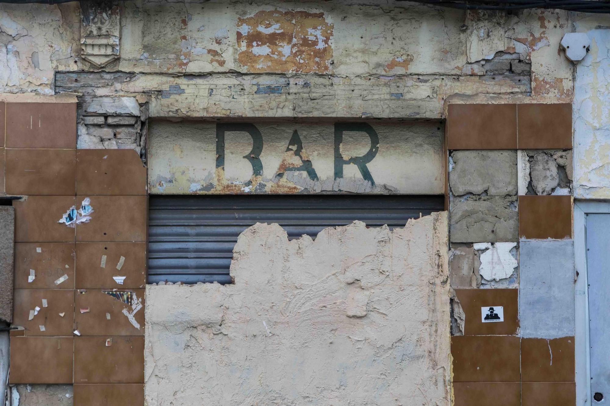 Carteles y tipografías antiguas de València (1)