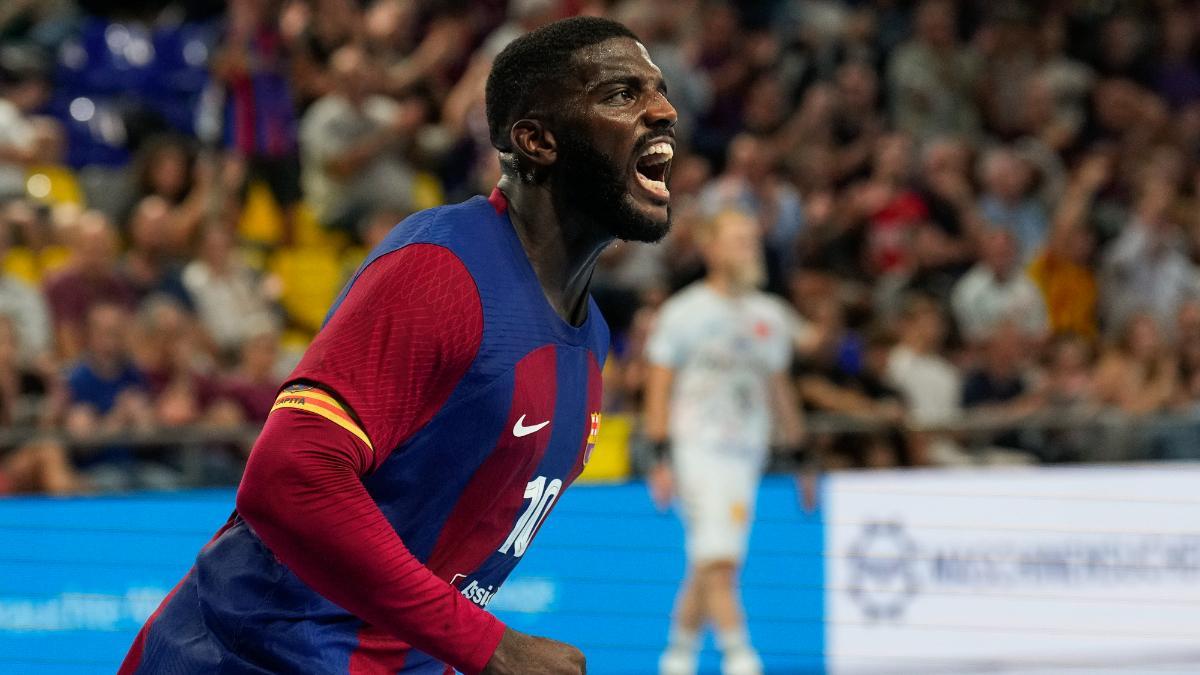 Dika Mem es el faro del Barça en ataque