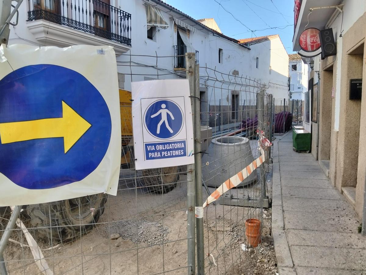 Fotogalería | Quejas por las obras del colector general de Malpartida de Cáceres Fotogalería | Quejas por las obras del colector general de Malpartida de Cáceres