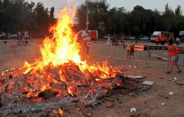 Hogueras de San Juan: tradición y fiesta en la noche del fuego