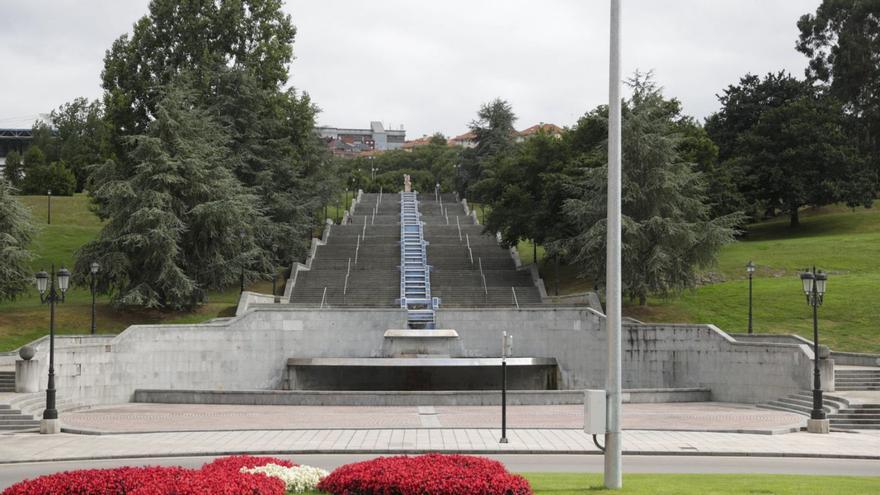 Desierto el concurso para quitar la fuente del parque del Oeste