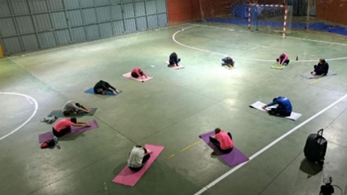 El yoga es una de las actividades que se pueden practicar.