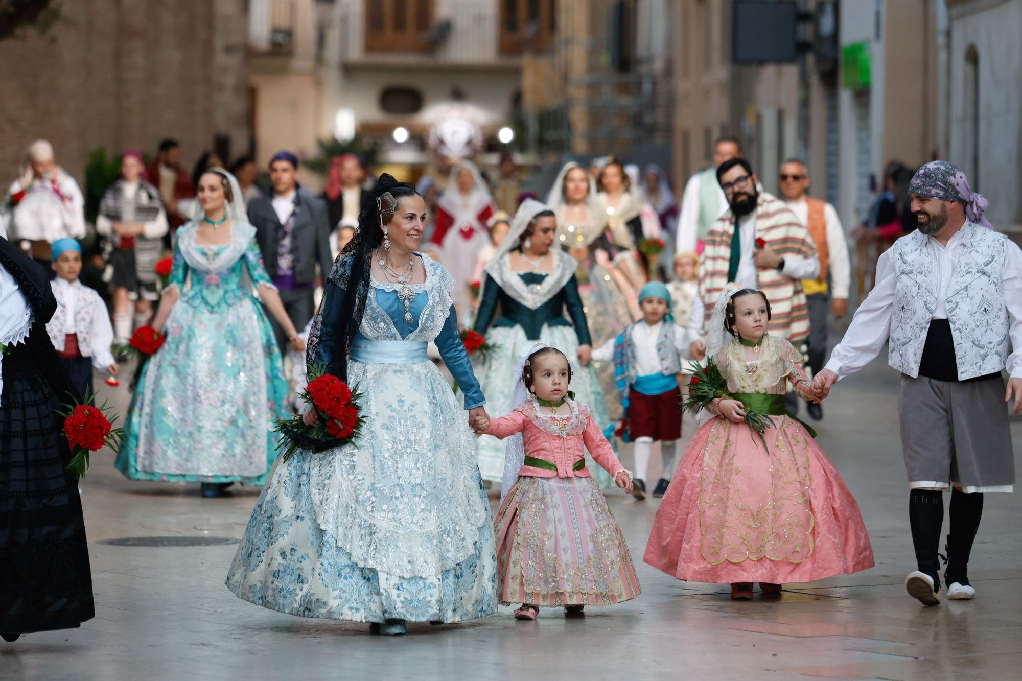 Búscate en el primer día de la Ofrenda en la calle San Vicente entre las 18:00 y las 19:00