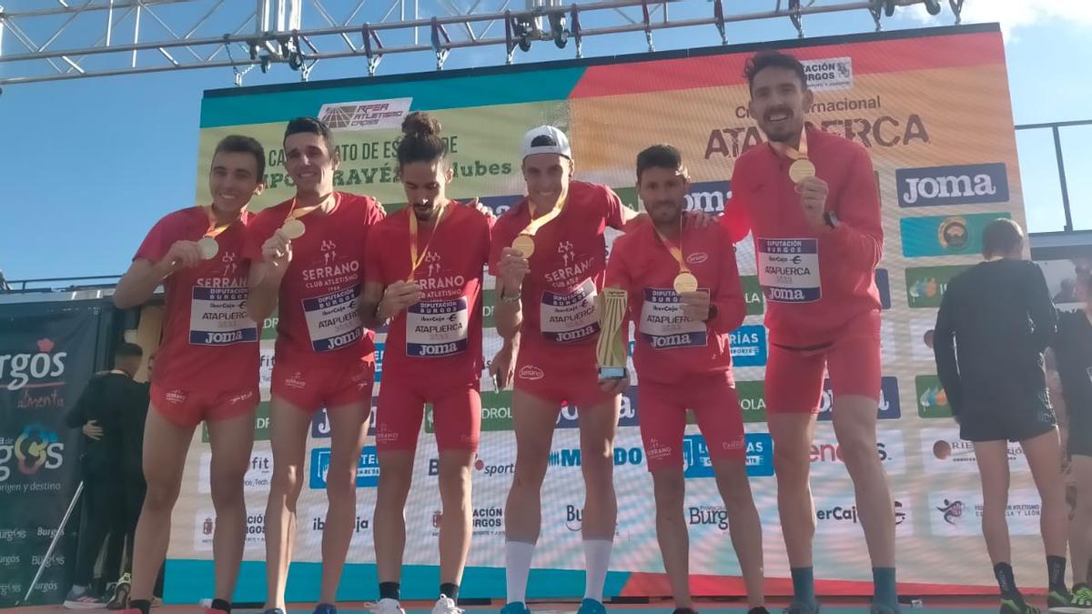 Los atletas del CA Cárnicas Serrano, campeones de España