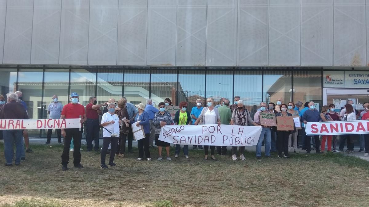 Novena concentración por la sanidad en Sayago