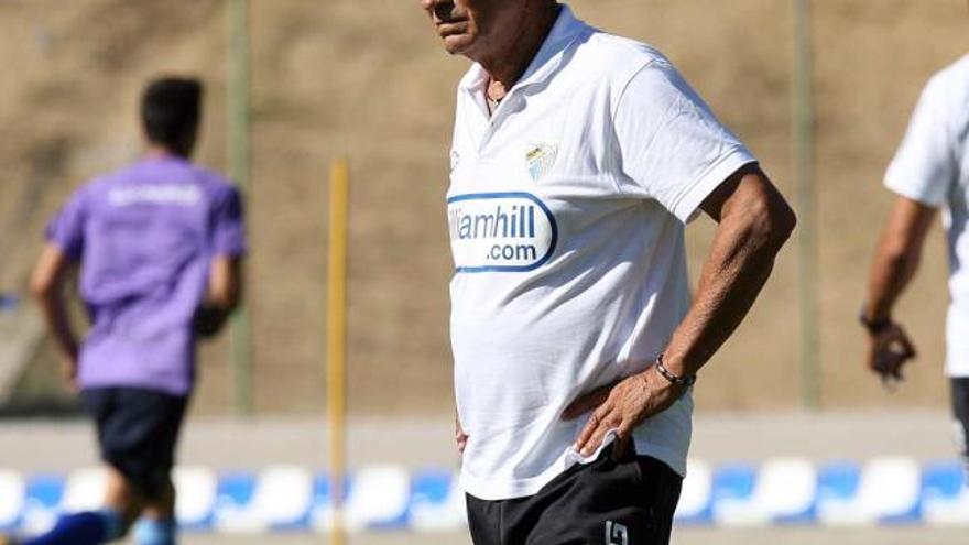 El entrenador malaguista, Jesualdo Ferreira, en un momento del entrenamiento.