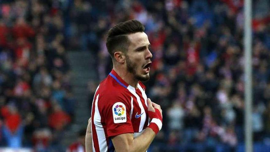 Saúl celebra el gol del Atlético. // Efe