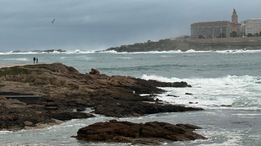 Aviso de la Aemet: alerta naranja en el litoral de A Coruña