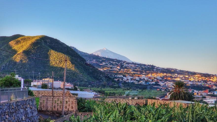 Temperaturas frescas y cielos pocos nubosos este domingo en Canarias