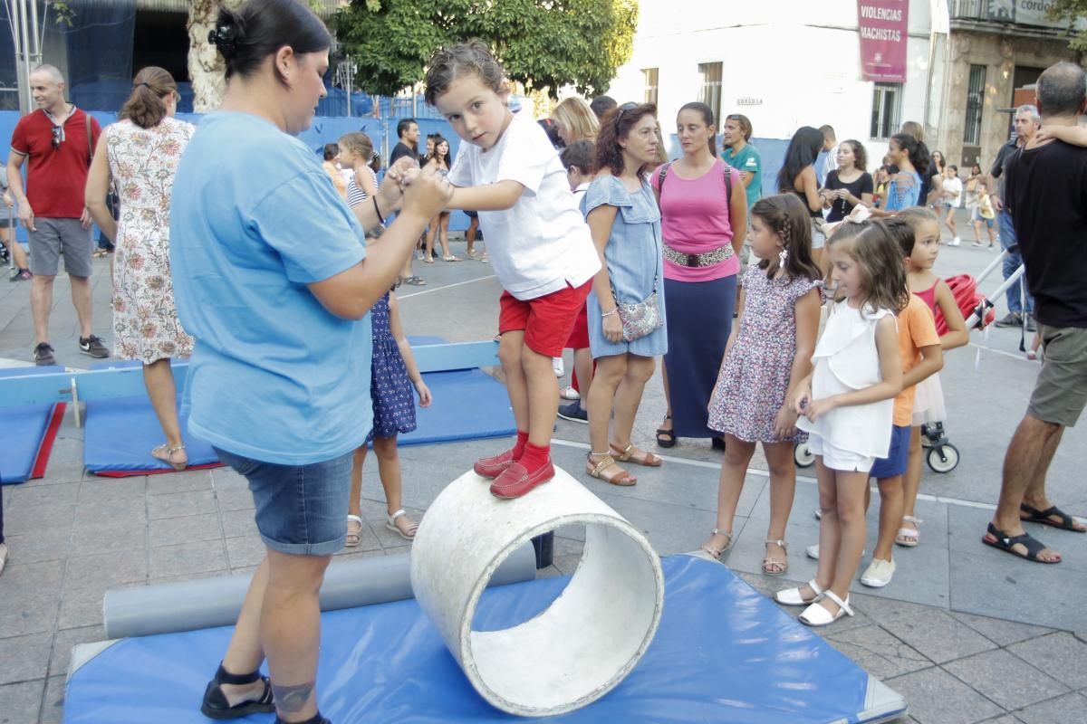 Fotogalería: Taller de circo para niños.