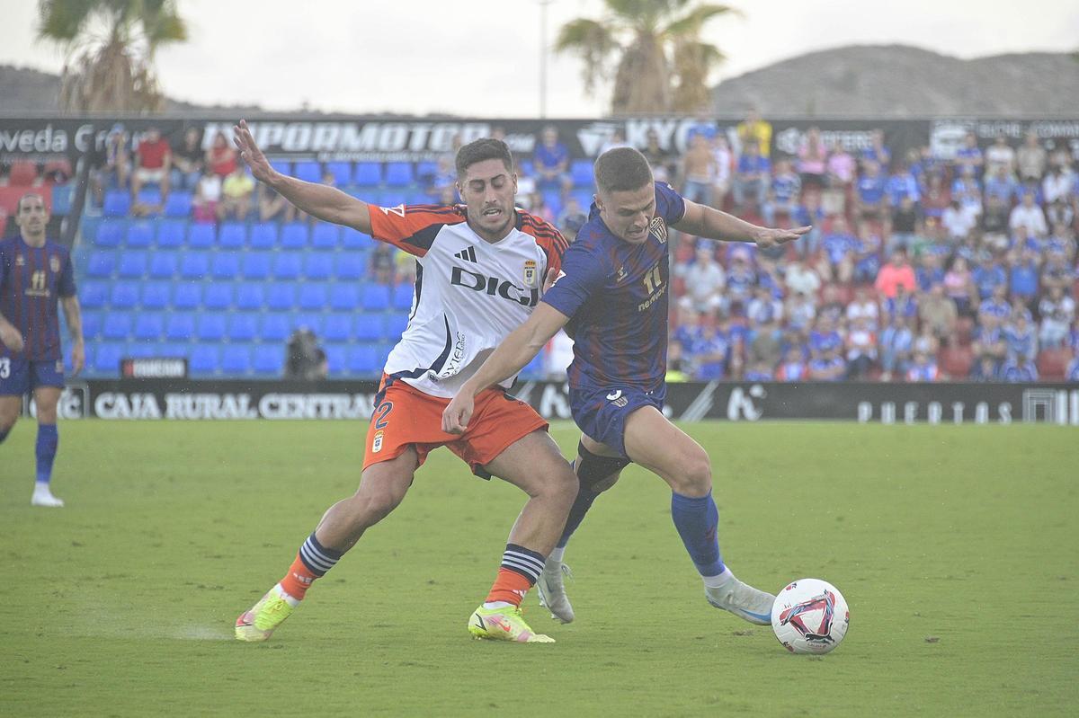 Eldense-Oviedo: El Eldense se diluye pero vuelve a sumar