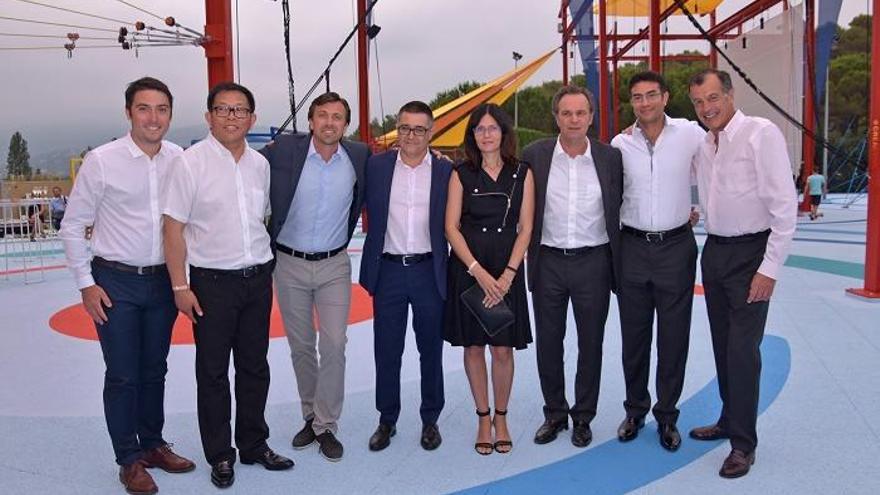 Los ediles de Marbella Javier Pocuna e Isabel Pérez, este fin de semana en Niza, con directivos de Magna Hoteles y Club Med.