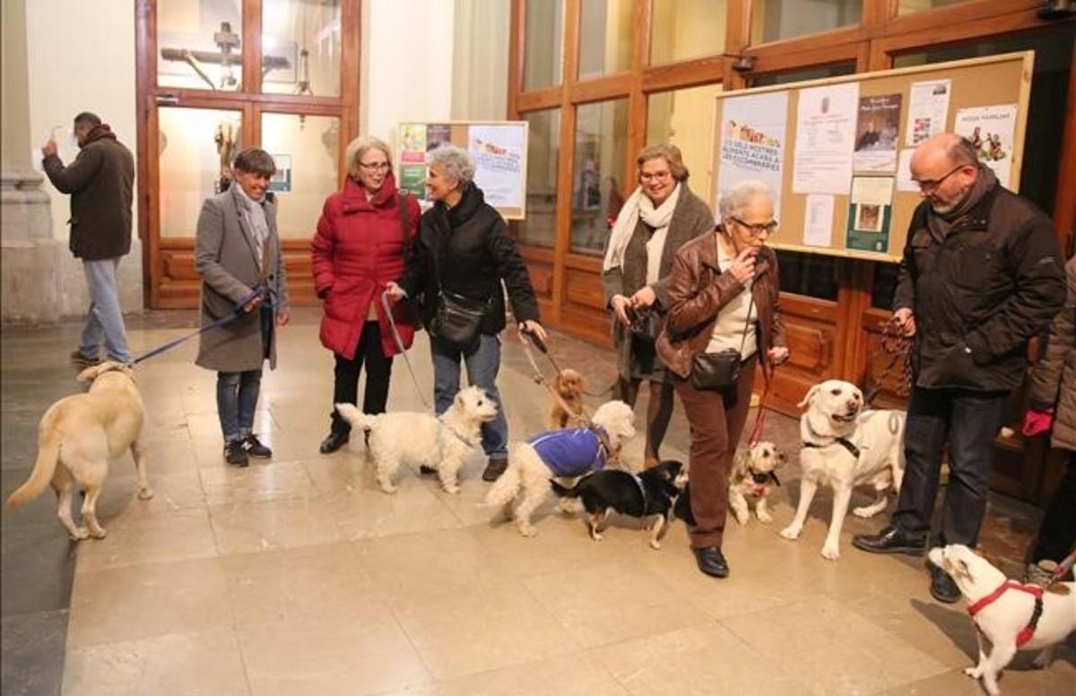 zentauroepp37235533 barcelona  09 02 2017  sociedad barcelona en la iglesia de s170210194057