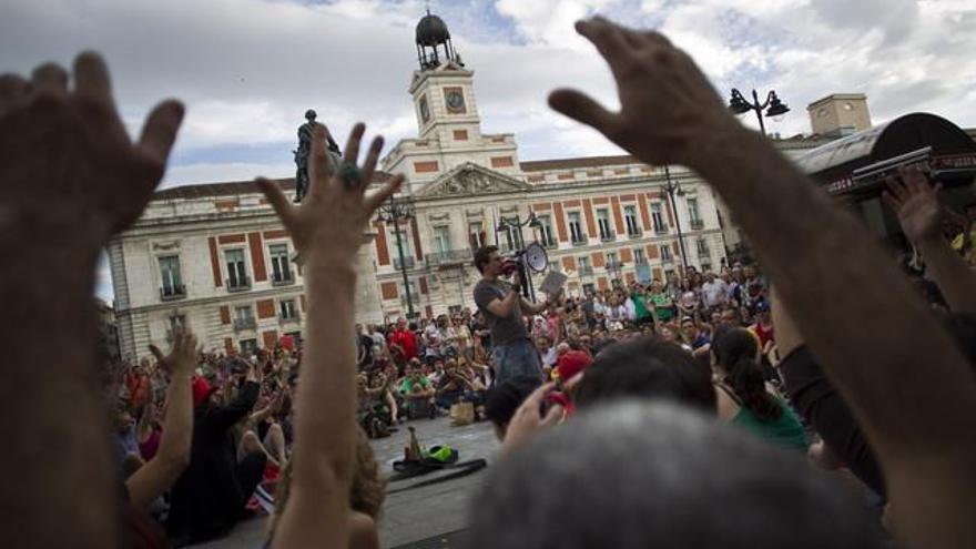 La Policía pide explicaciones por la denuncia de un activista que afirma que intentaron captarle para que entregara informes