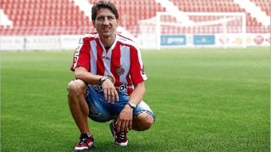 Gerard Bordas va ser presentat ahir a la tarda com a nou futbolista del Girona.