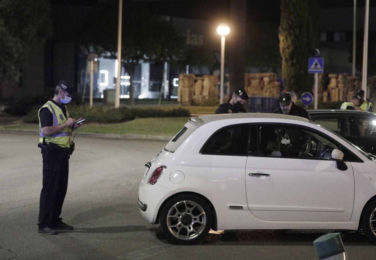 Cort adelanta al jueves el dispositivo policial especial contra el botellón