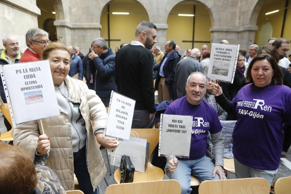 Gijón alza la voz para exigir el comprometido plan de vías.