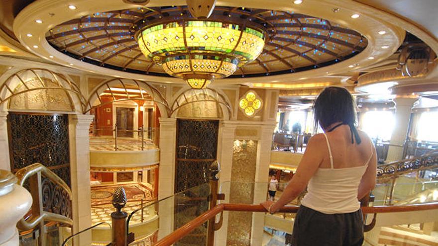 Una imagen del interior del crucero &#039;Emerald Princess&#039;.