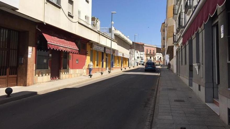 El alumbrado público renovará más de 700 luminarias en los barrios de la ciudad