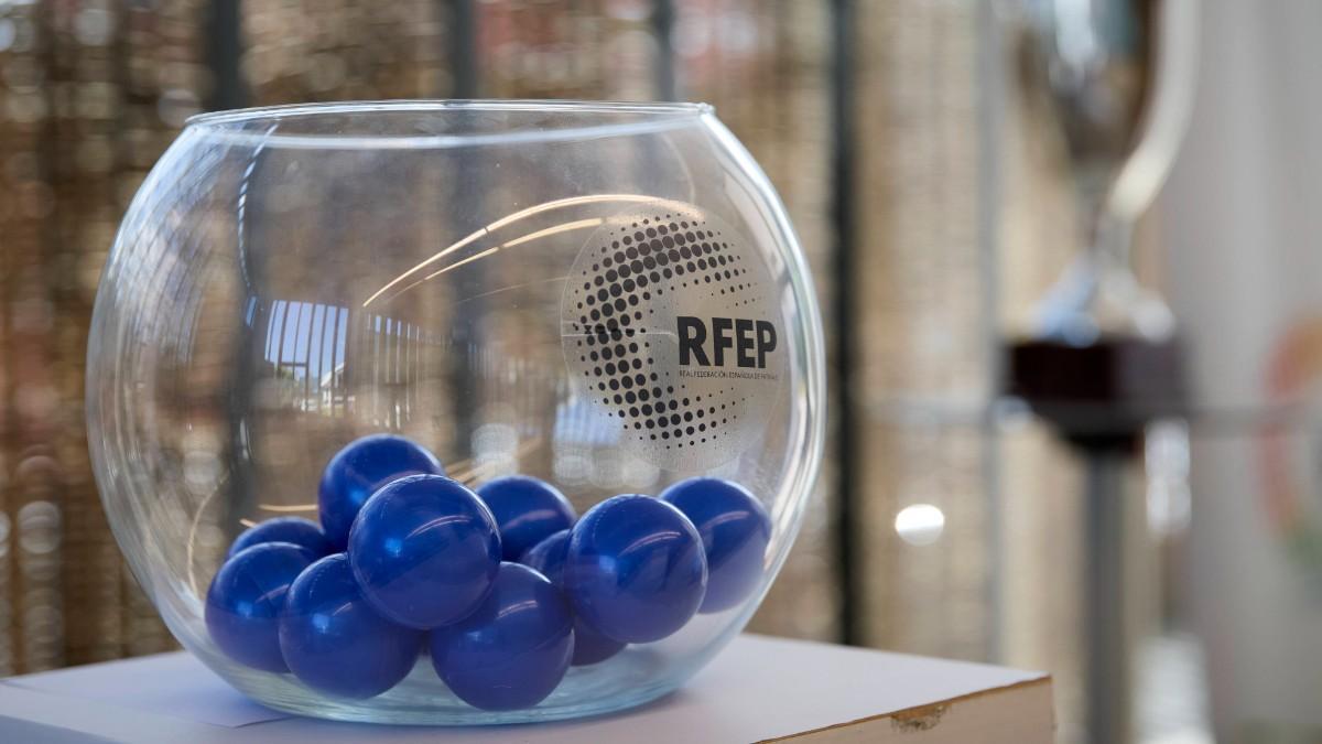 Bombo del sorteo de la Ok Liga