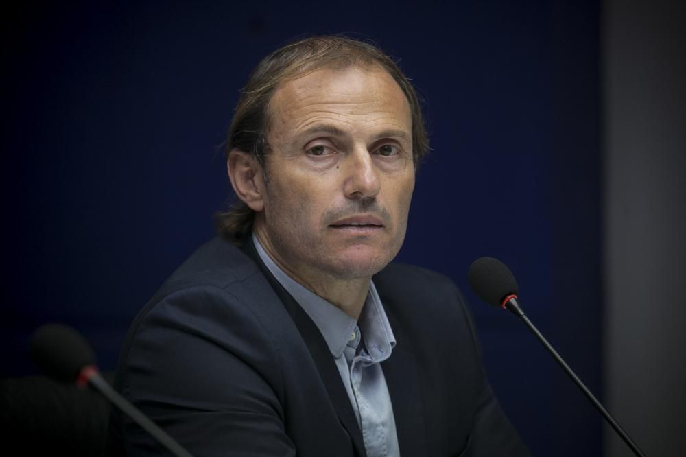 Primer entrenamiento y presentación de Cuco Ziganda en el Real Oviedo