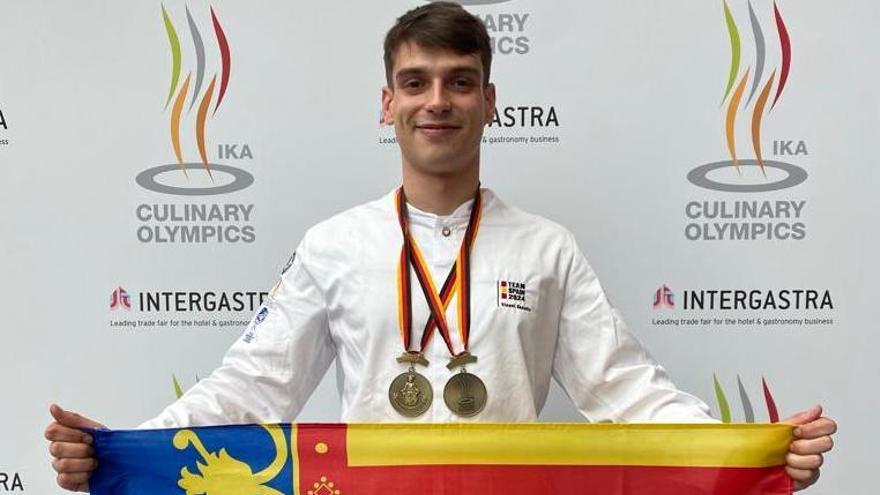 El chef de Alberic Vicent Sanchis logra dos medallas de bronce en las Olimpiadas de la Cocina