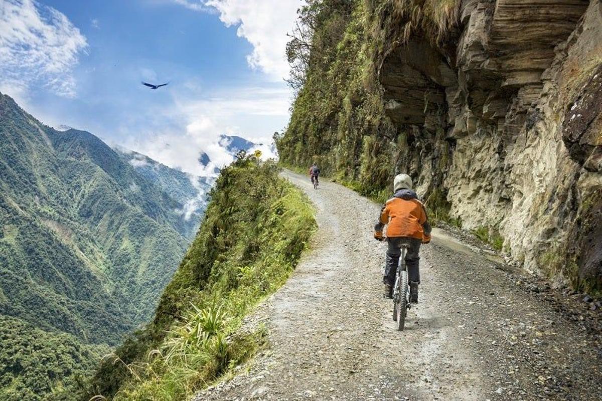 Tour por la Ruta de la Muerte