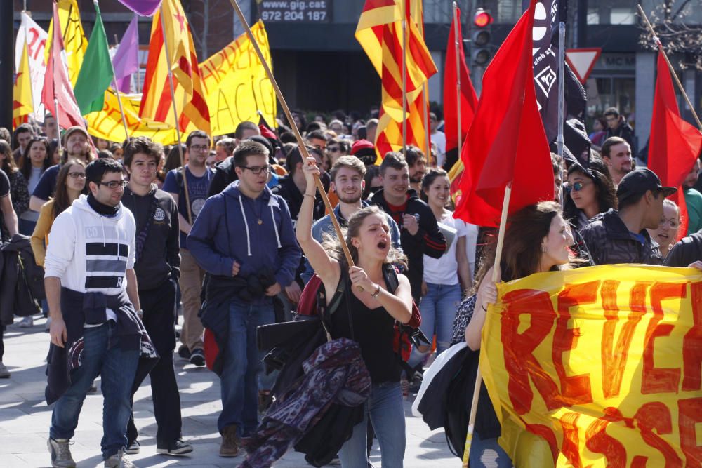 Vaga d'estudiants per demanar la rebaixa de les taxes a Girona