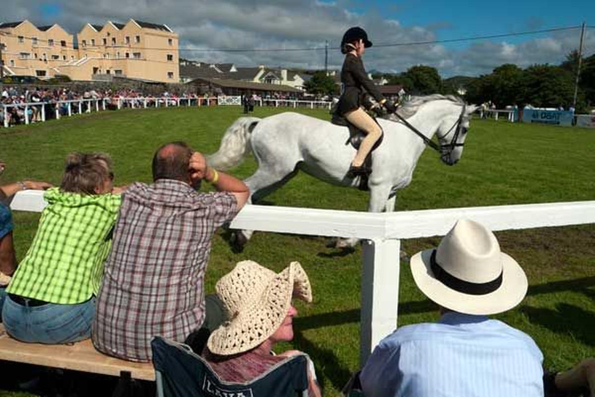 Clifden acoge en el mes de agosto el Connemara Pony Show, uno de los grandes eventos de la región.