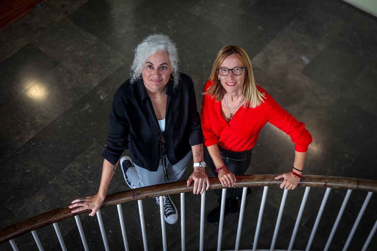 Mar Hurtado y Eva Sargatal, de la asociación de maestros Rosa Sensat. Mar Hurtado y Eva Sargatal, de la asociación de maestros Rosa Sensat.