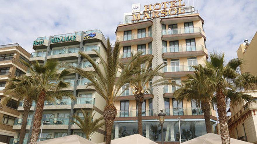 Dues façanes d&#039;hotels a Lloret de Mar.