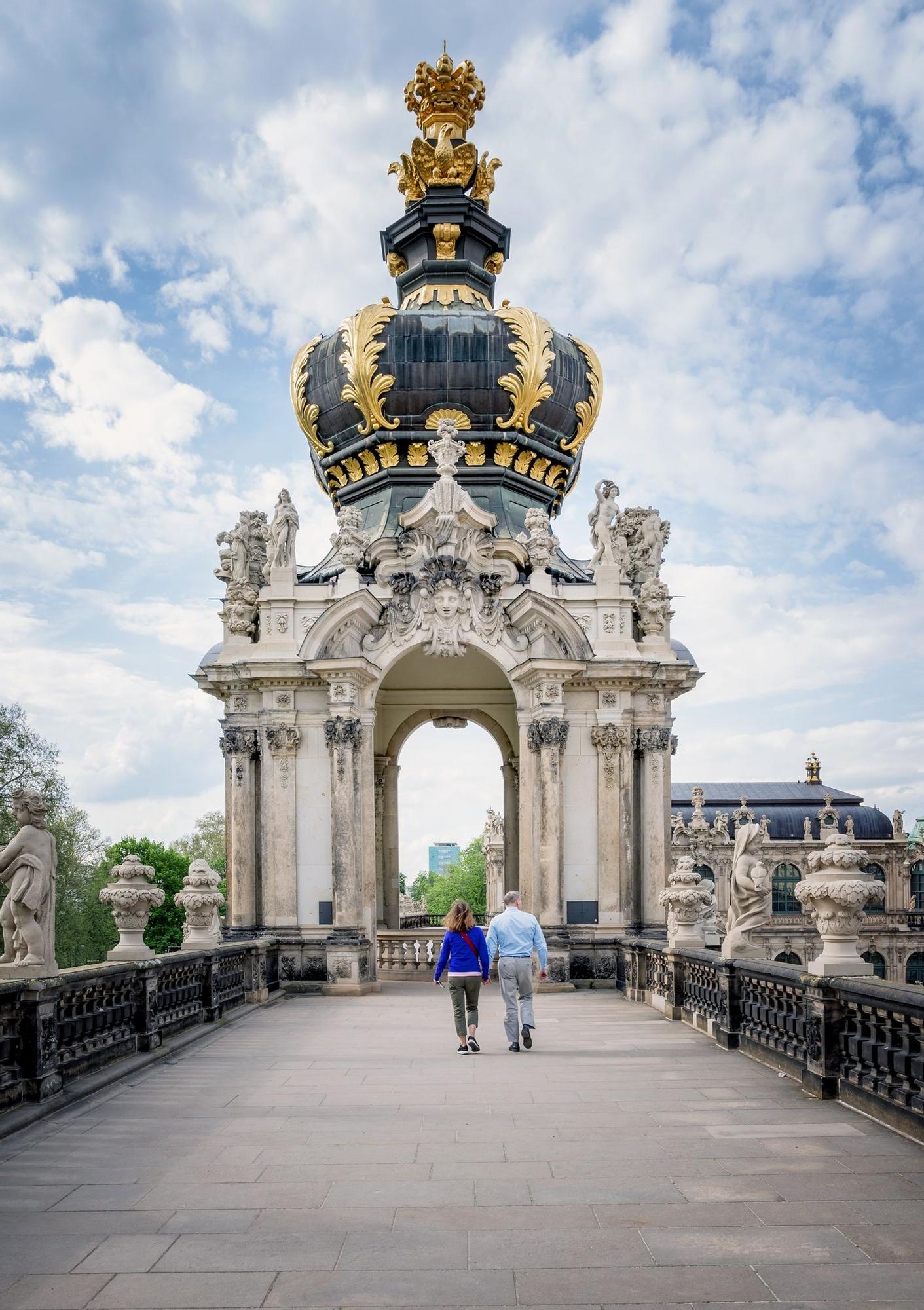Kronentor (puerta de la corona) en Zwinger, Dresde.