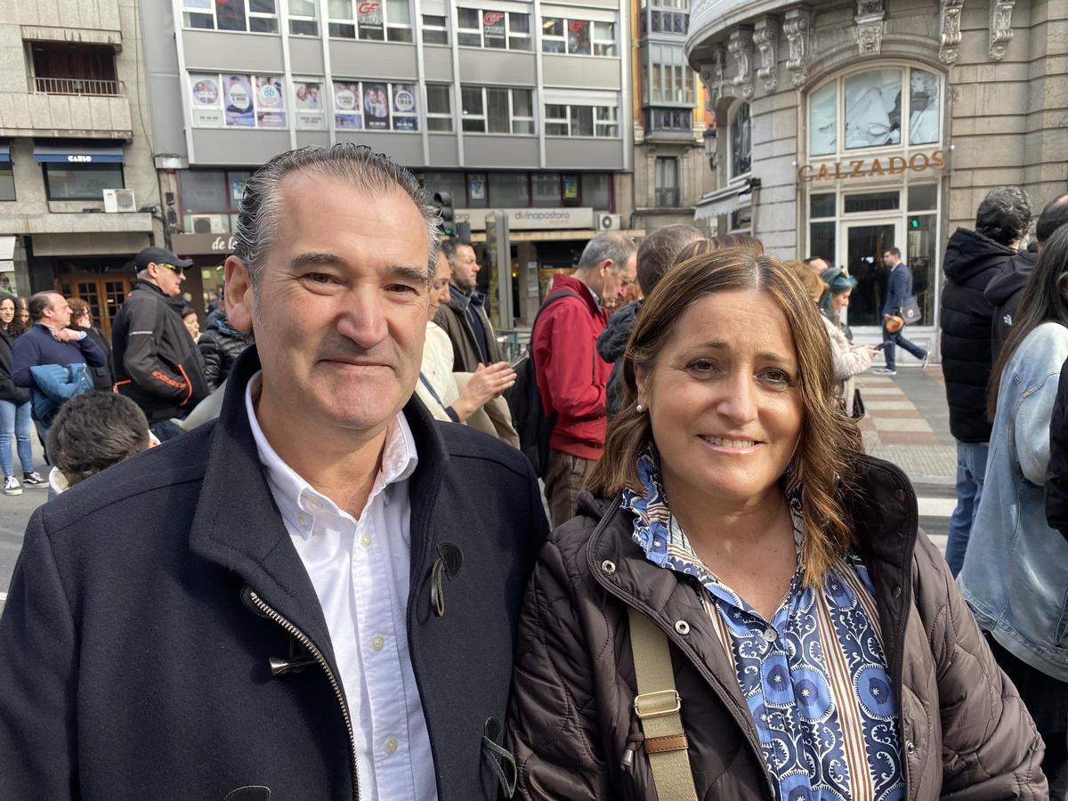 Manuel Martínez y Mari Ángeles Álvarez.