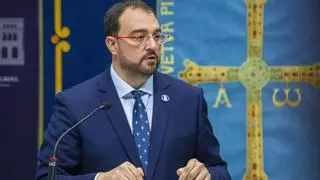 Barbón rechaza el pacto catalán para investir a Illa: "No apoyaremos nada que vaya en contra de los intereses de Asturias"