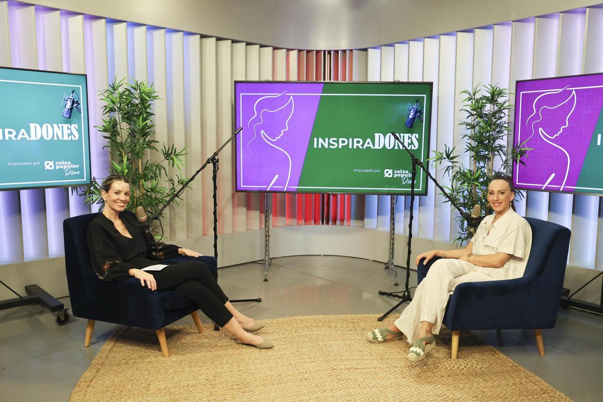 Silvia Tomás y Ana Muñoz Arastell (la Tia Visantica) en el videopodcast InspiraDONES.