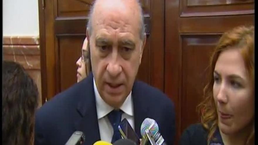 Fernández Díaz elude contestar sobre las heridas de los inmigrantes