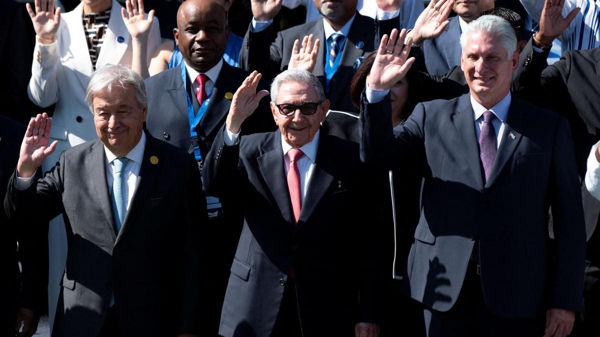 Líderes políticos de África, América Latina y Asia reunidos en la cumbre del G77+China en Cuba.